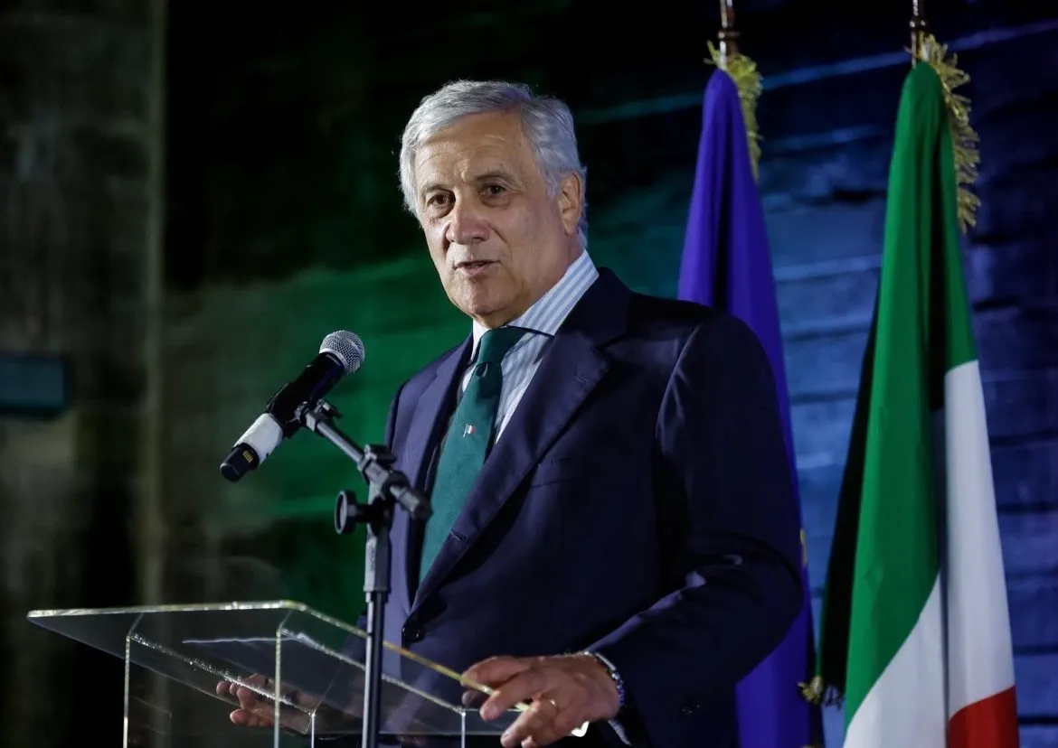 Tajani: “Meglio una donna meno appariscente”. Ceccardi: “Difendiamo la libertà di vestirsi come vogliamo”