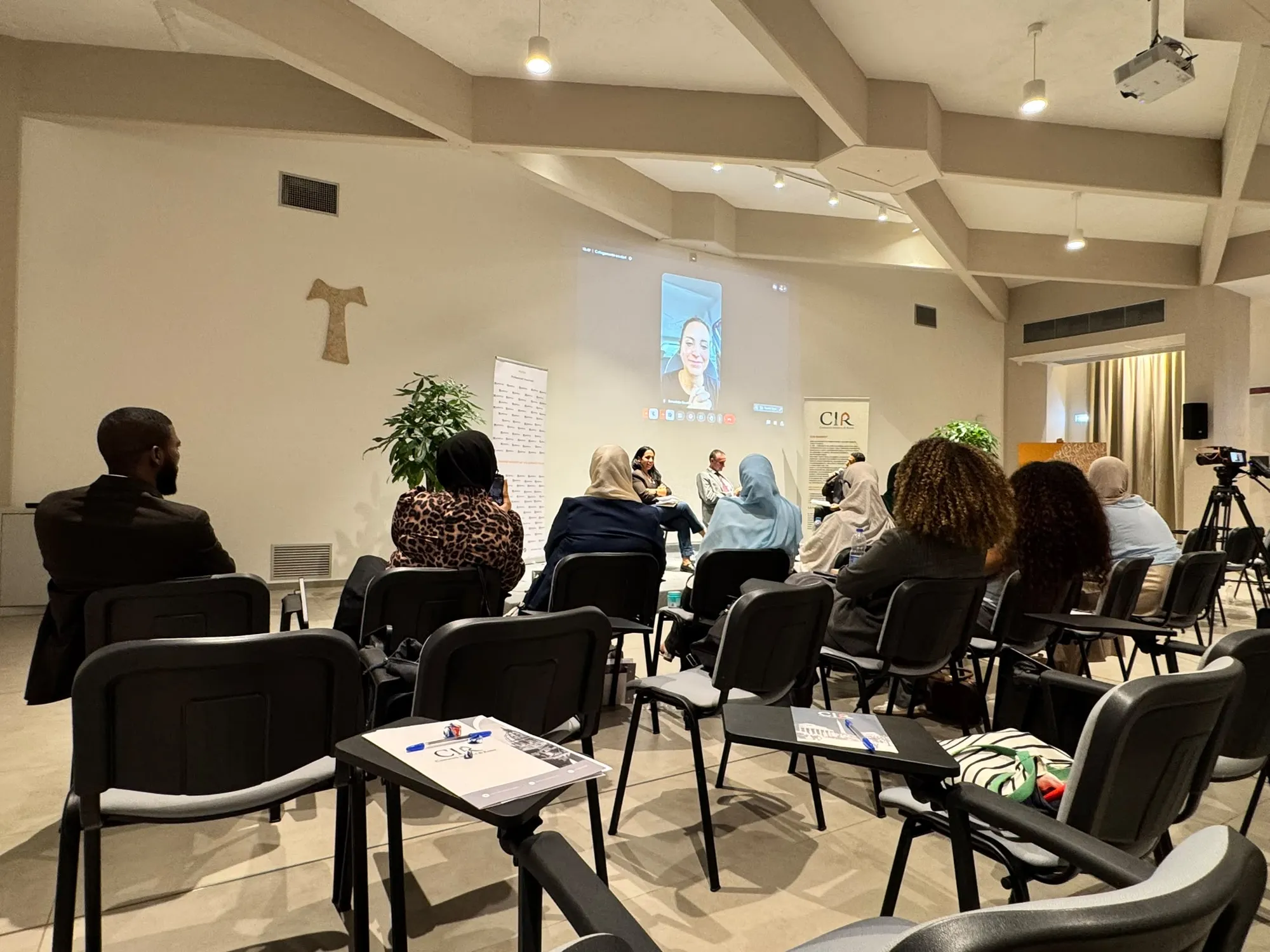 Islamofobia, Scuderi: «L’Europa fa passi indietro». Bakkali “Testo sacro? Costituzione”