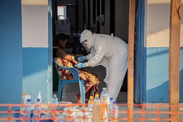 Congo, il virus Ebola raggiunge una nuova area a oltre mille chilometri dall’epicentro