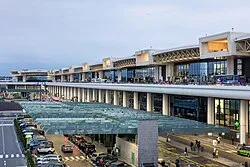Aeroporto Berlusconi, Salvini inaugura la nuova intitolazione di Malpensa