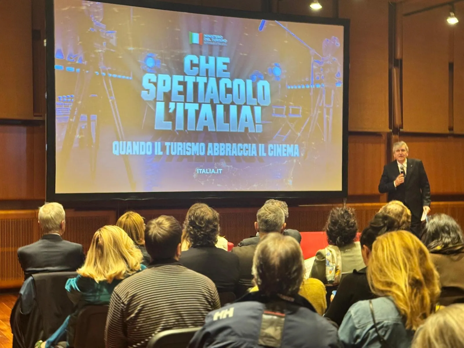 Mazzi annuncia «Che spettacolo l’Italia!», il nuovo format per promuovere le mete nazionali