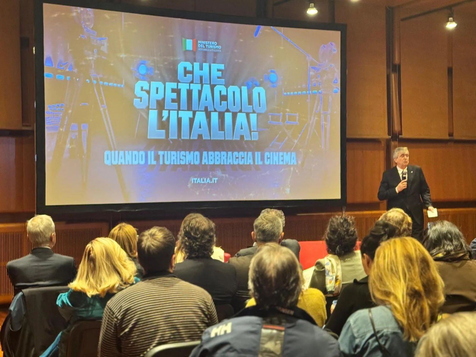 Mazzi svela la strategia del MiTur: le storie del cinema diventano promozione territoriale