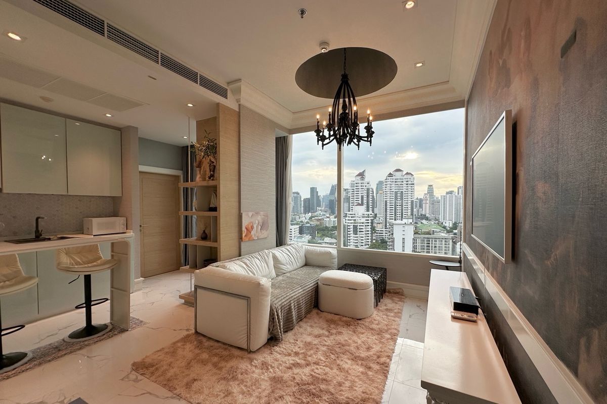 Eight Thonglor Residences