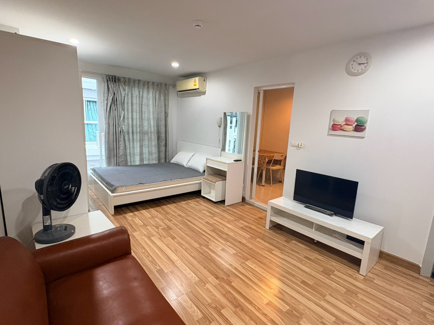 Regent Home 19