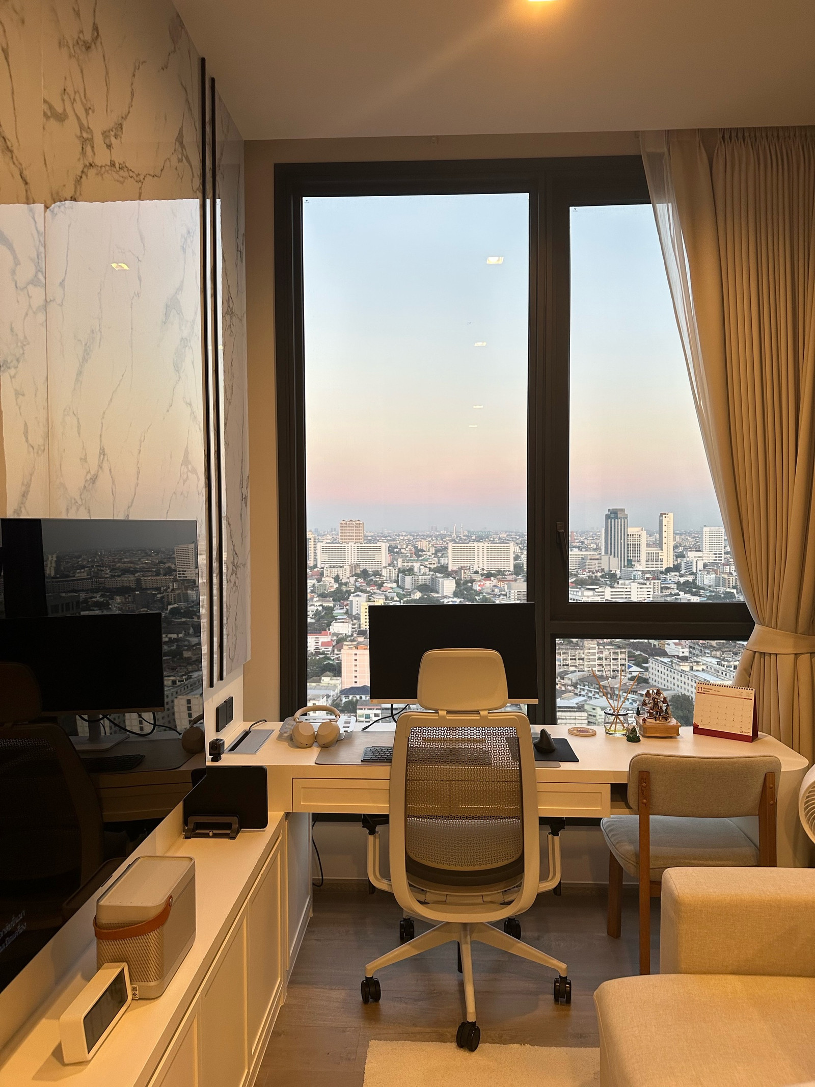 The Crest Park Residences