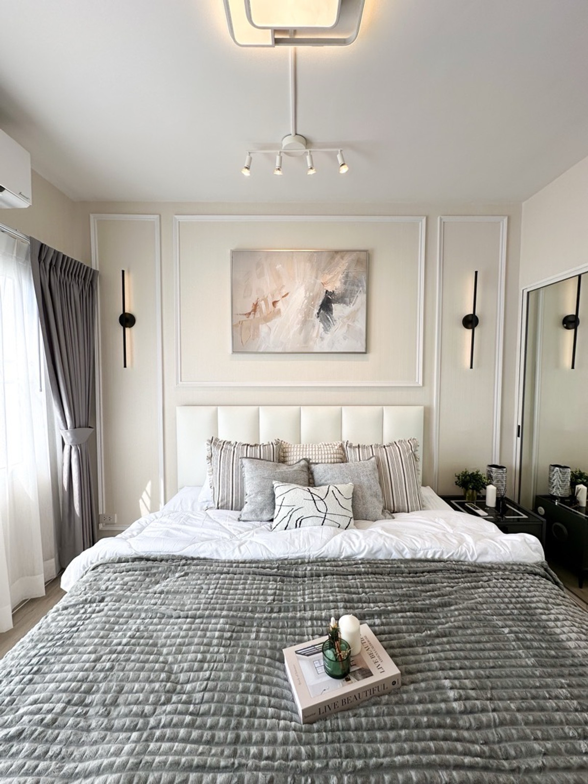 A space Asoke - Ratchada