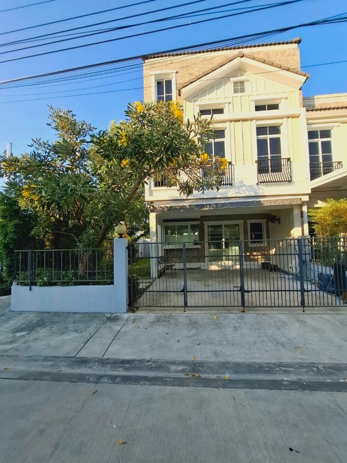 Indy 2 Bangna - Ramkhamhaeng 2