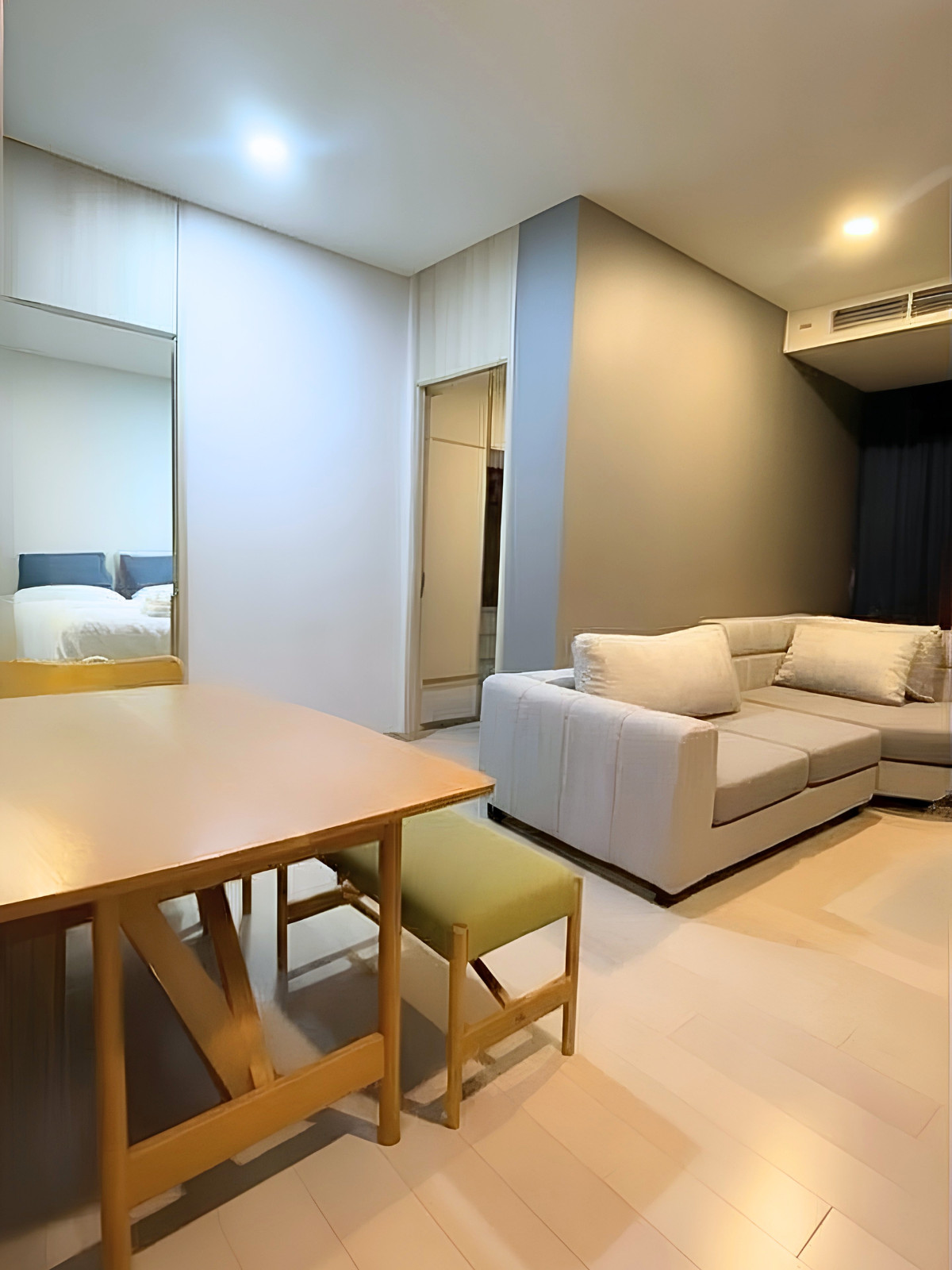 Siamese Exclusive Sukhumvit 42