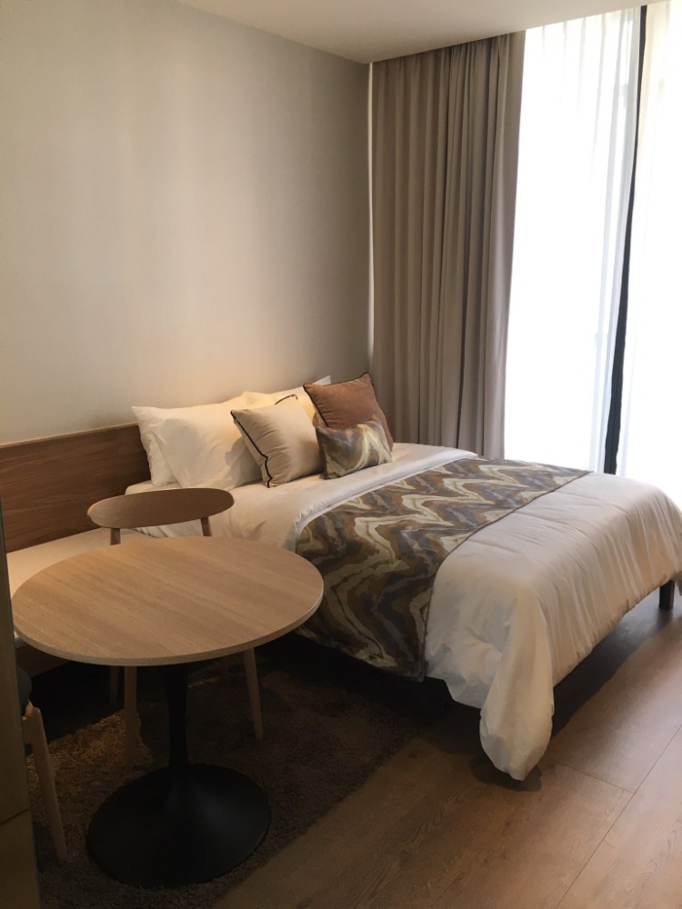 Park Origin Phrom Phong