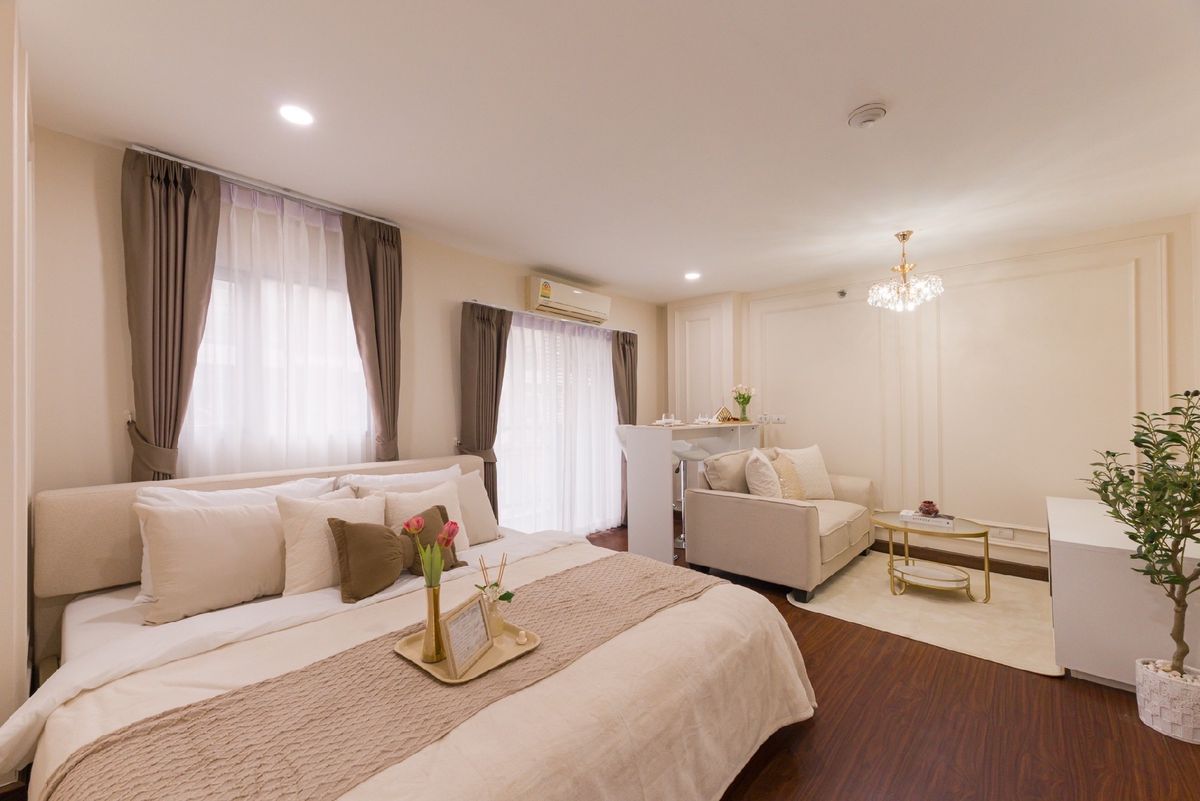 The Escape Condominium Sukhumvit 101/1