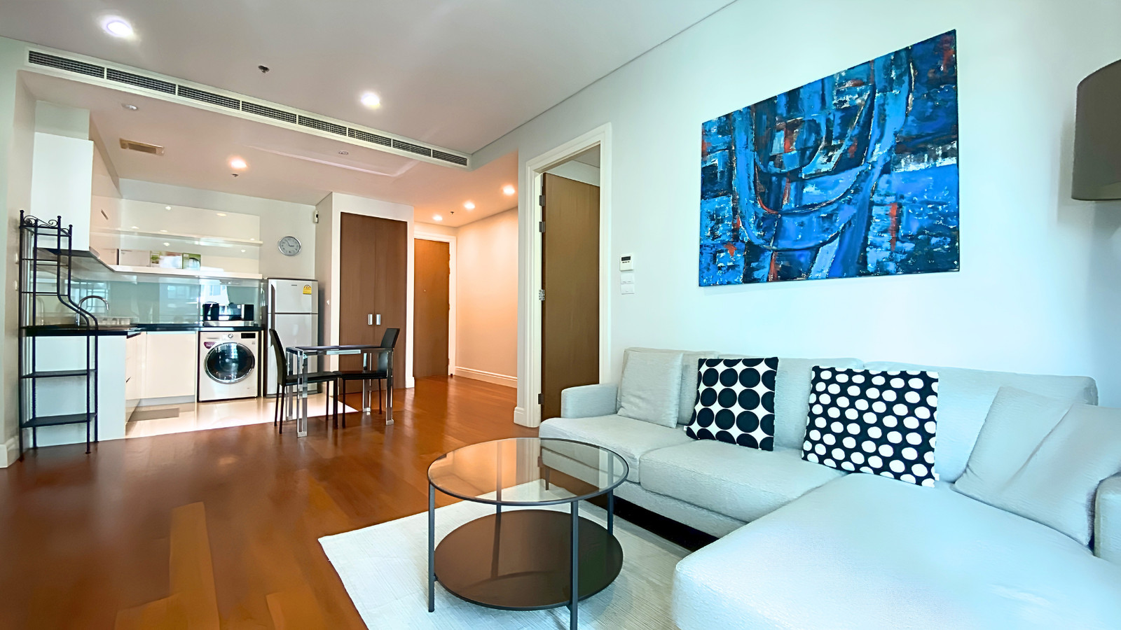 Bright Sukhumvit 24