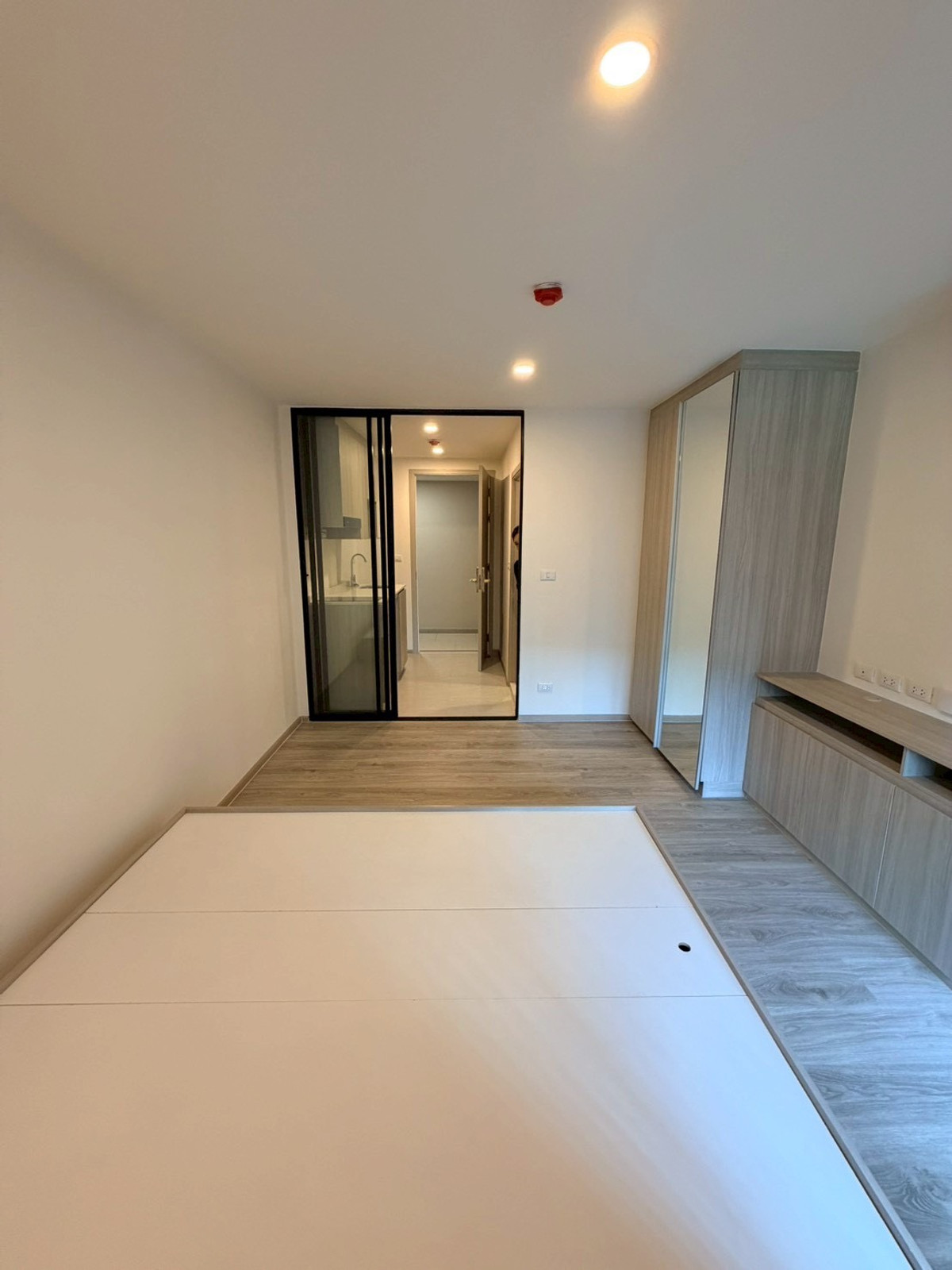 Origin Play Sri Udom Station