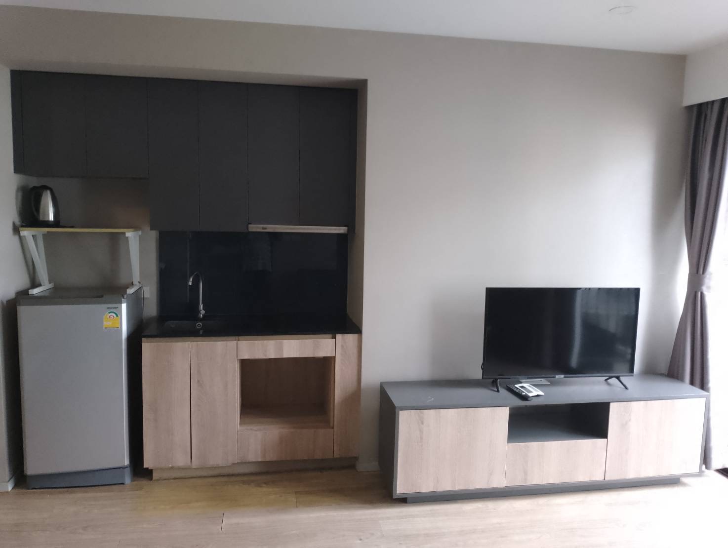 Blossom Condo Sathon-Charoen Rat