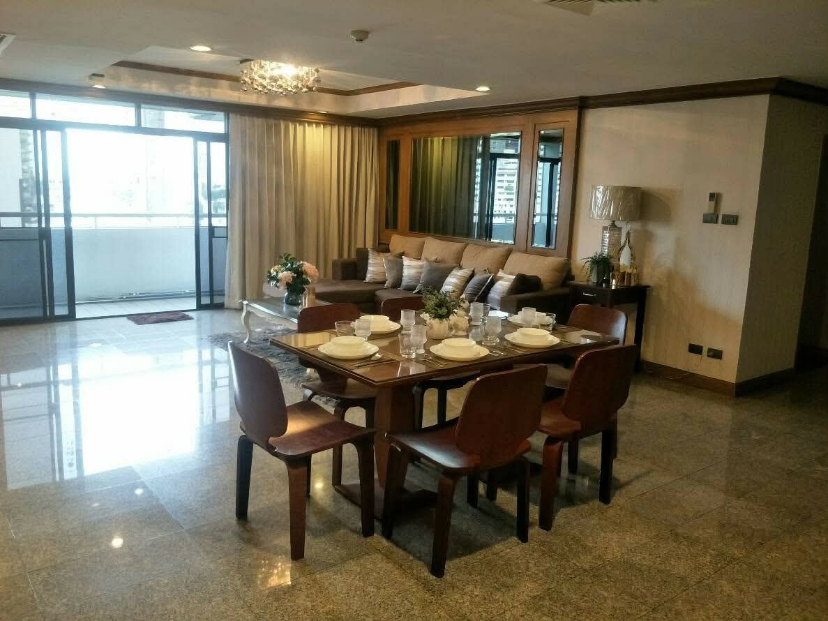 The Waterford Park Sukhumvit 53