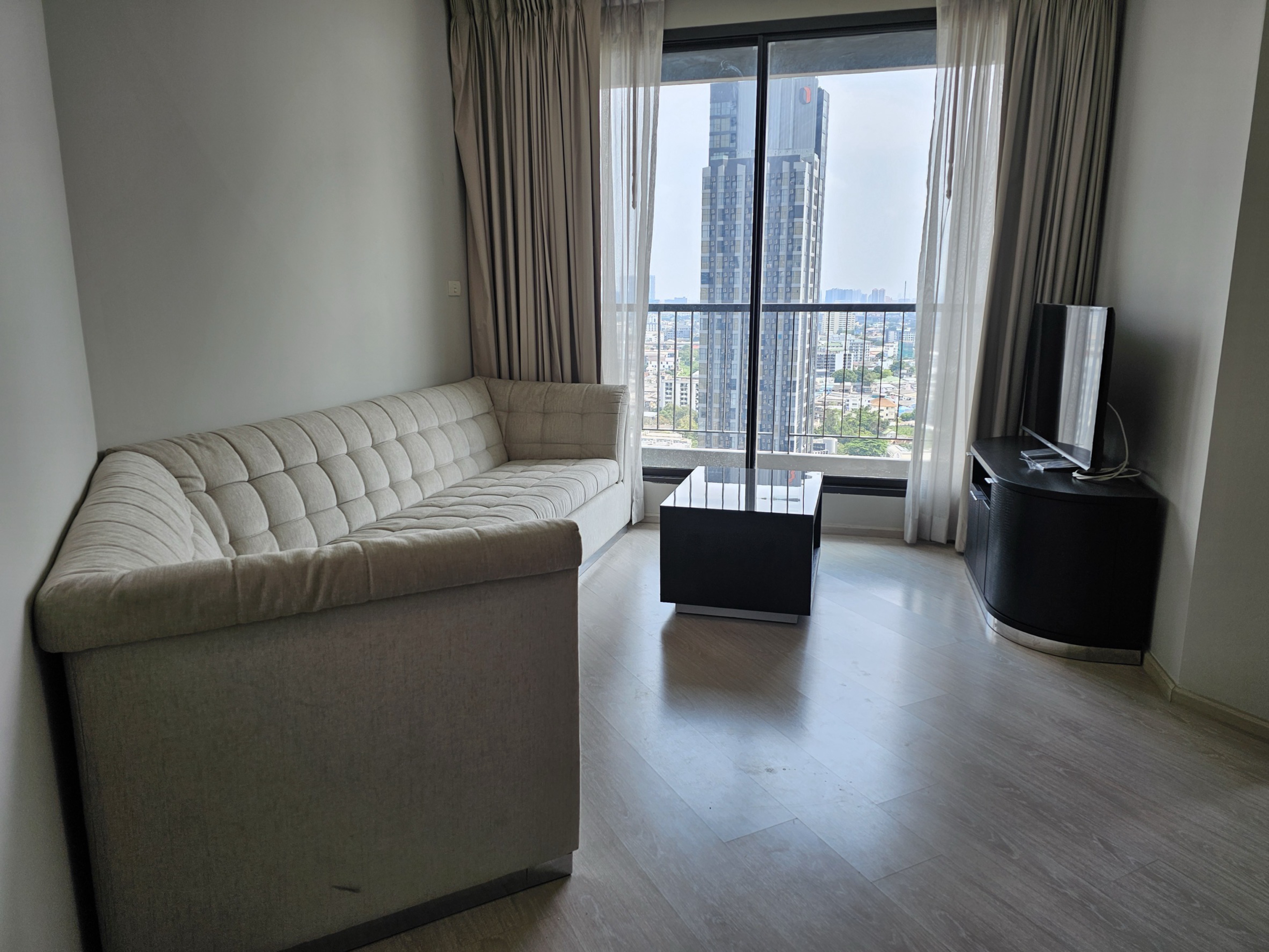 Rhythm Sukhumvit 44/1
