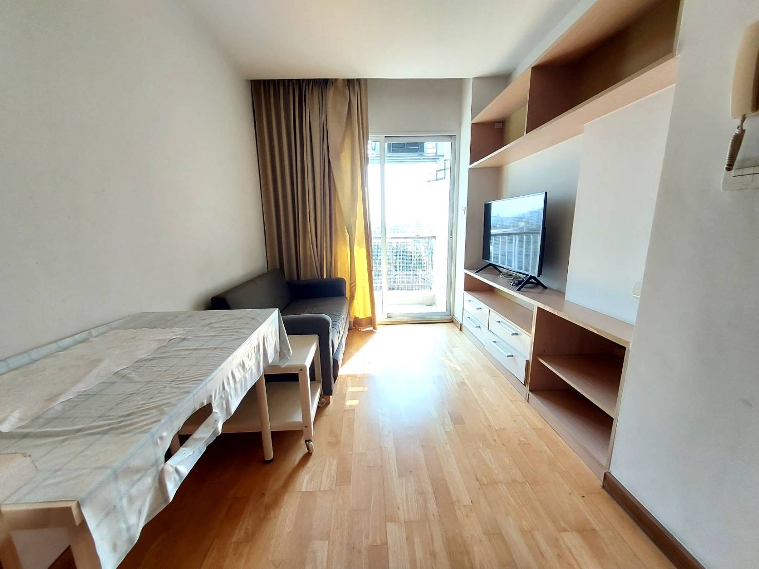 Condo Residence 52