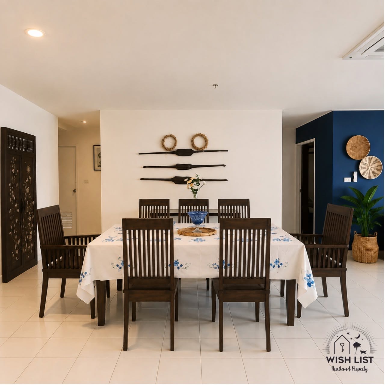 3-Bed Condo for Rent at Kiarti Thanee City Mansion