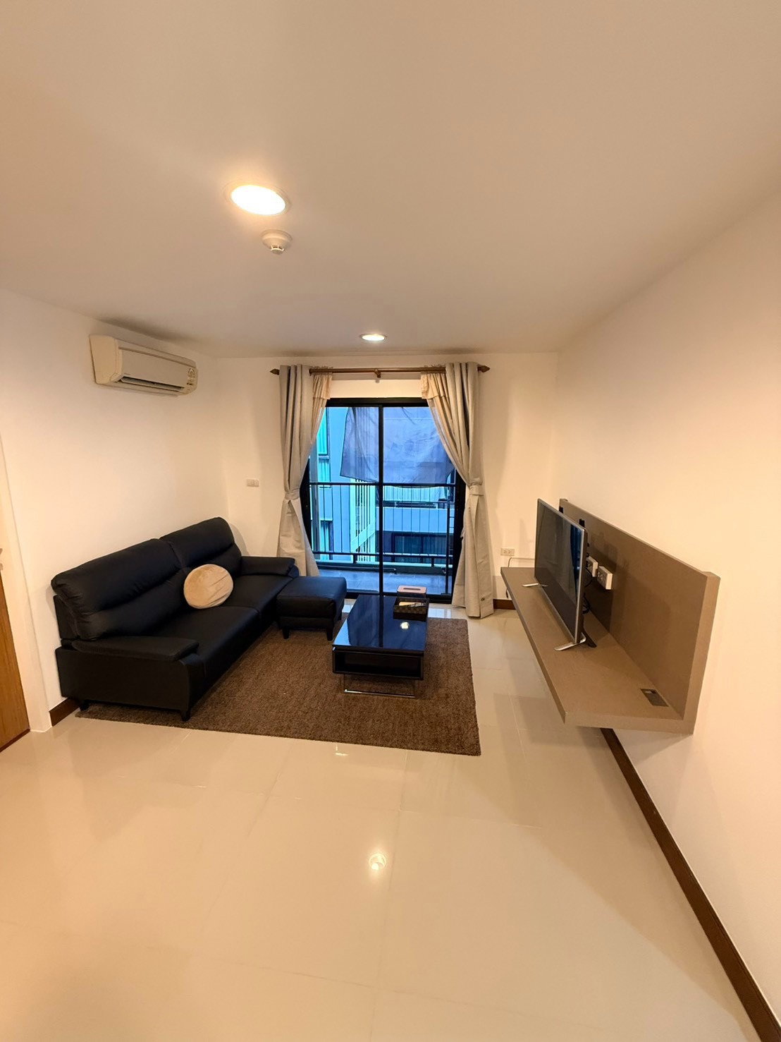 Zenith Place Sukhumvit 42