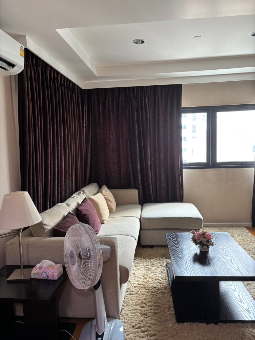1-Bed Condo for Rent at Sathorn Gardens – photo 9