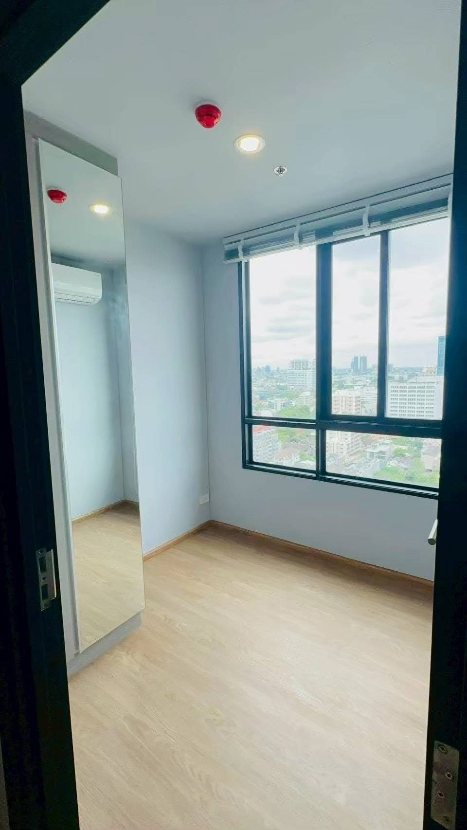 1-Bed Condo for Rent at Noble Nue Evo Ari