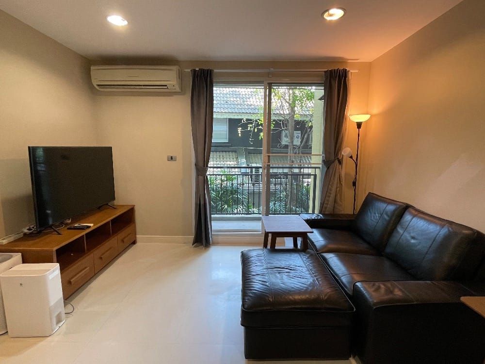 The Crest Sukhumvit 24