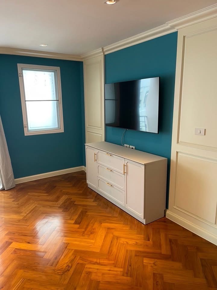 Serene Place Sukhumvit 24