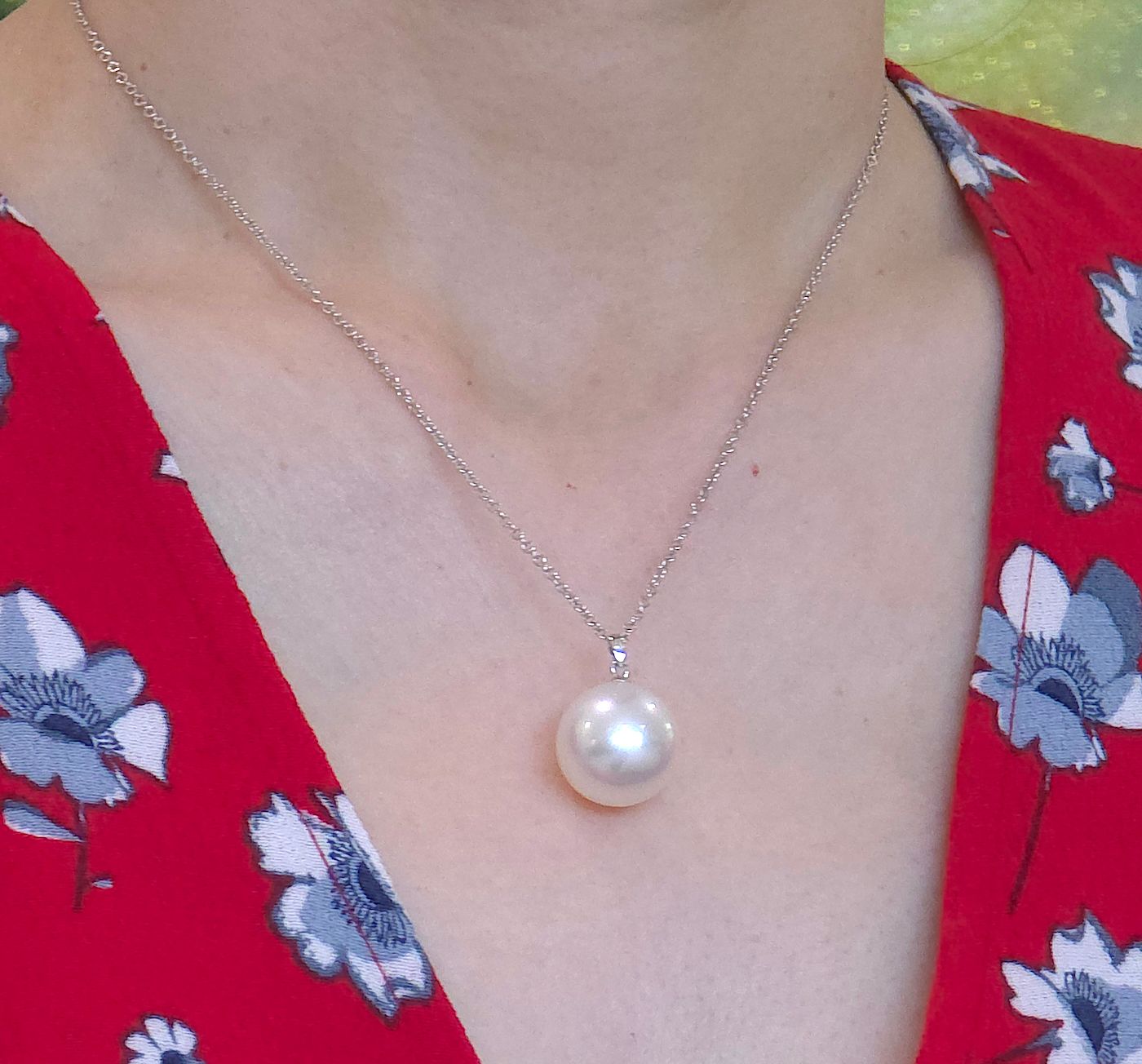 Brilliant 15mm South Sea Pearl Pendant