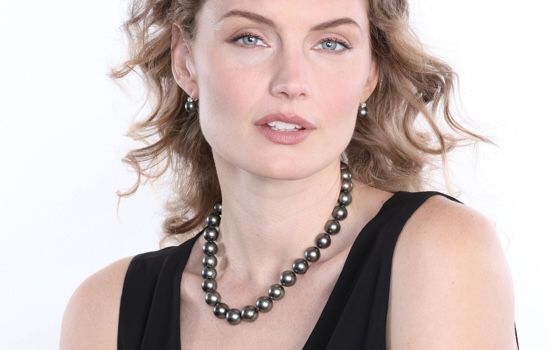 2024 Photo Shoot Featuring Tahitian Pearls