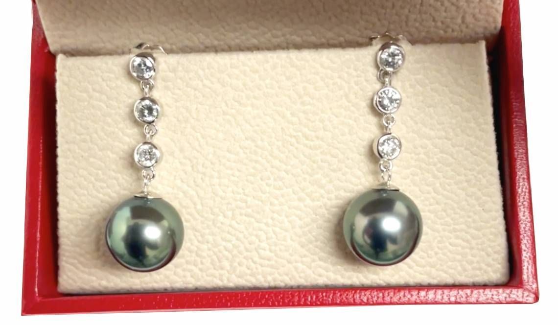 Beautiful Custom 3 Stone Diamond Dangle Tahitian Earring