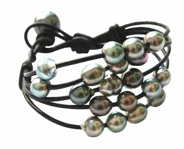 Pearl and Leather Bracelet