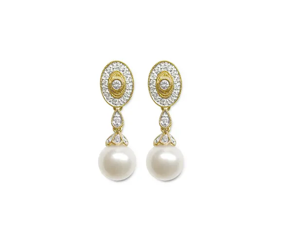 Brizo a Japanese Akoya Cultured Pearl Earring