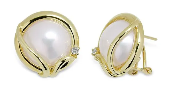 Mabe Pearl and Diamond Earring set in 14K Yellow Gold
