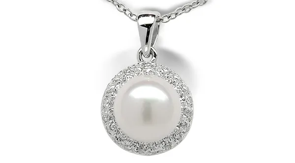 Bernie a Japanese Akoya Cultured Pearl Pendant