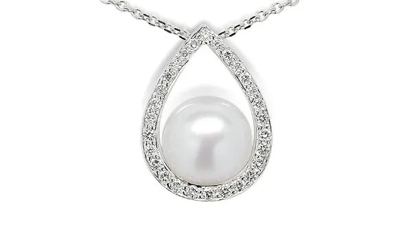 Idas a South Sea Cultured Pearl Pendant