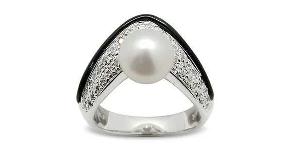 Black Jack a Japanese Akoya Cultured Pearl Ring