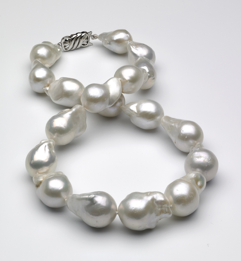 Baroque Pearl Necklace Choker - 16 mm by 22 mm