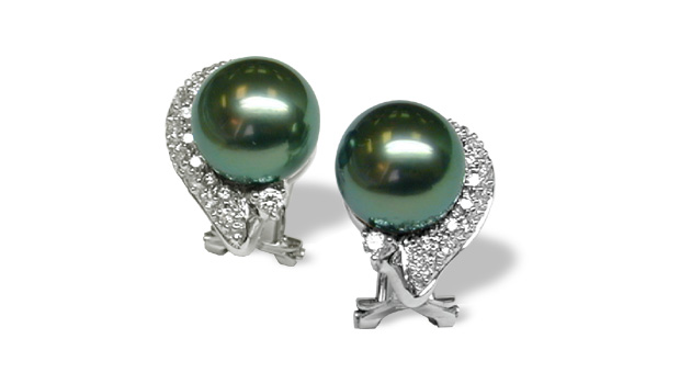 18K White Gold Black Tahitian Pearl and Diamond Earring