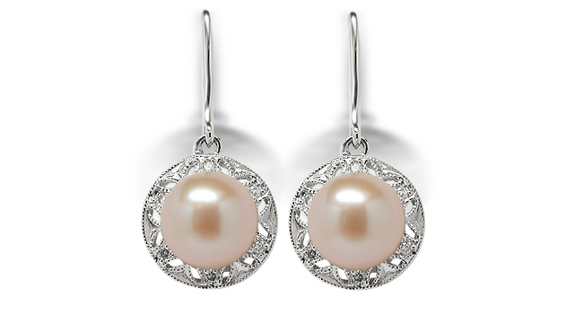 Amira Dangle a Freshwater Cultured Pearl Earring