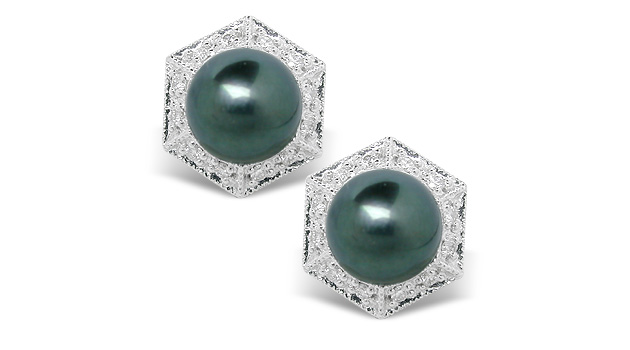 Black Pearl Earring Akela Akoya Cultured