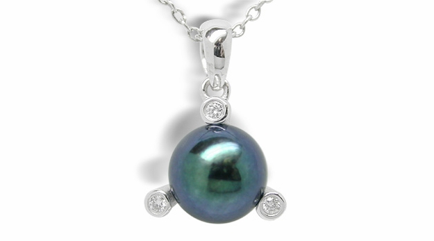 Black Pearl Pendant Meka Akoya Cultured