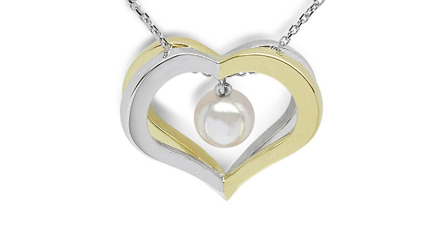 Capture My Heart Pendant in Japanese Akoya Cultured Pearl