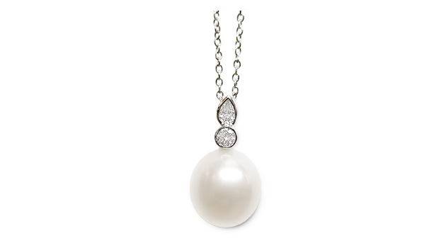 Genie a White South Sea Cultured Pearl Pendant