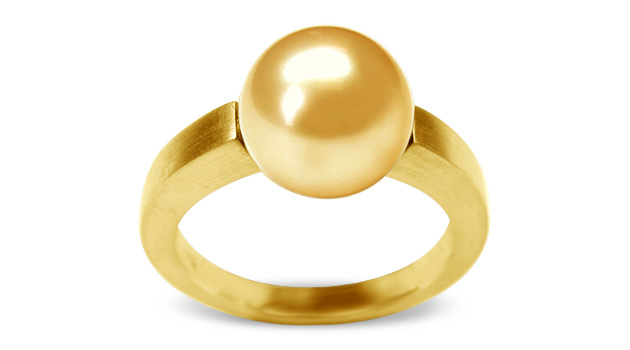 Golden Steel a Golden South Sea Cultured Pearl Ring