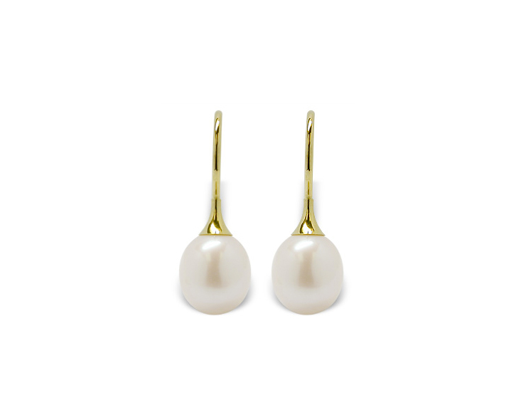 Ivory Maia a Freshwater Pearl Earring