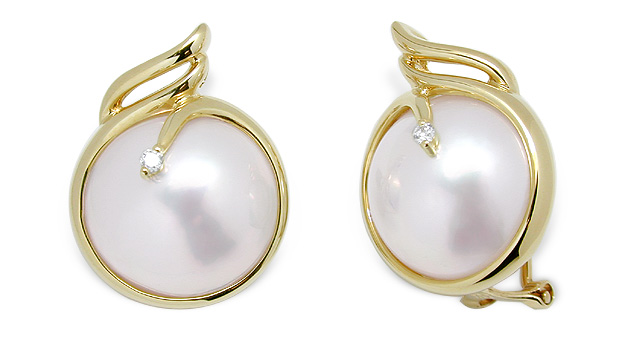 Mabe Pearl and Diamond Earring in 14K Yellow Gold