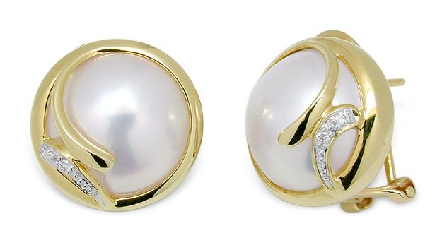Mabe Pearl and Diamond Earring set in 14K Yellow Gold