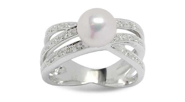 Maximus a Japanese Akoya Cultured Pearl Ring