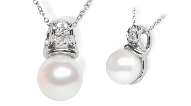 Obe a White South Sea Pearl Pendant