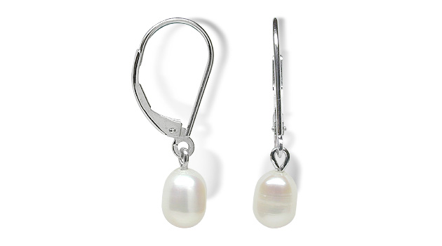 Oval Dangle a Biwa Freshwater Cultured Pearl Earring