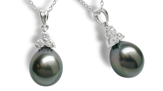 Oval Princess a Black Tahitian Cultured Pearl Pendant